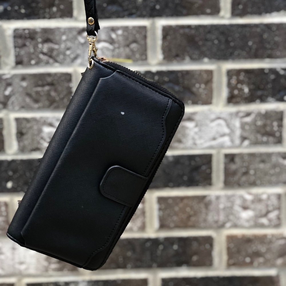 Little black wallet